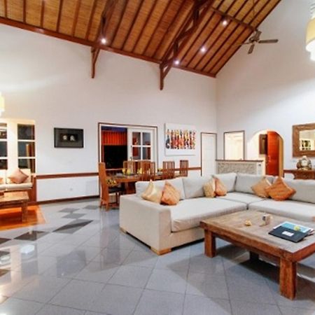 Villa Kawan Sanur Екстер'єр фото